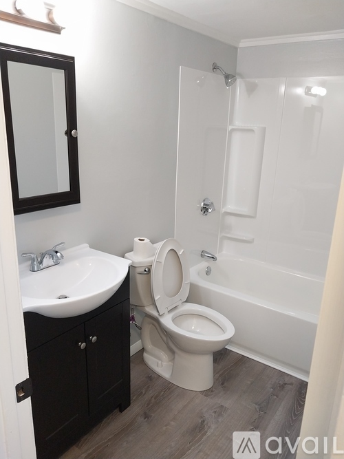 124 Ash St 2 Beds Apartment for Rent - Photo gallery 5
