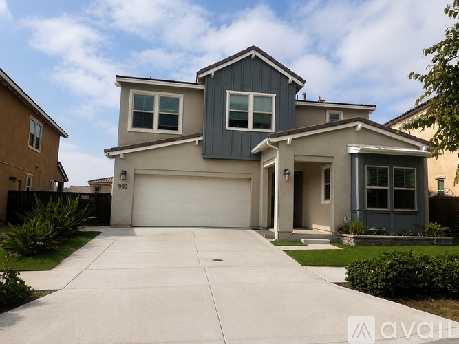992 Calle Pilares 4 Beds Single Family Home for Rent - Photo gallery 1