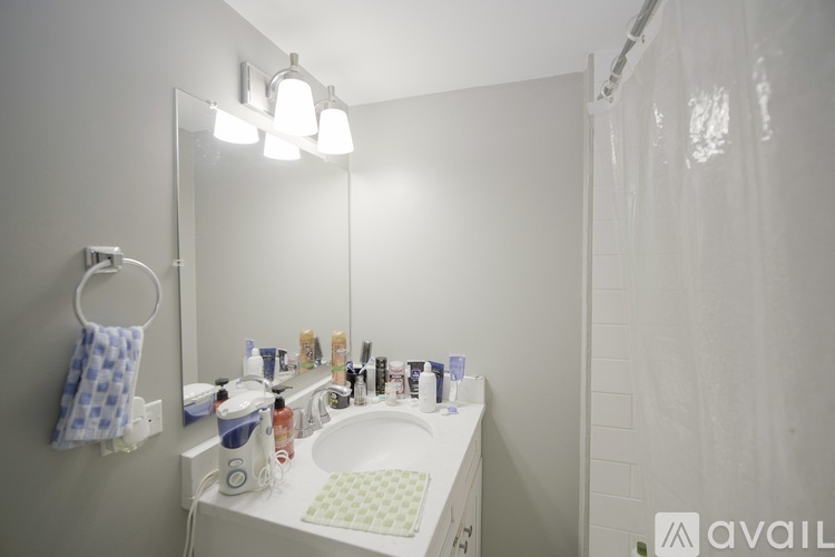 2543-2545 N Springfield Ave 1 Apartment for Rent - Photo gallery 3