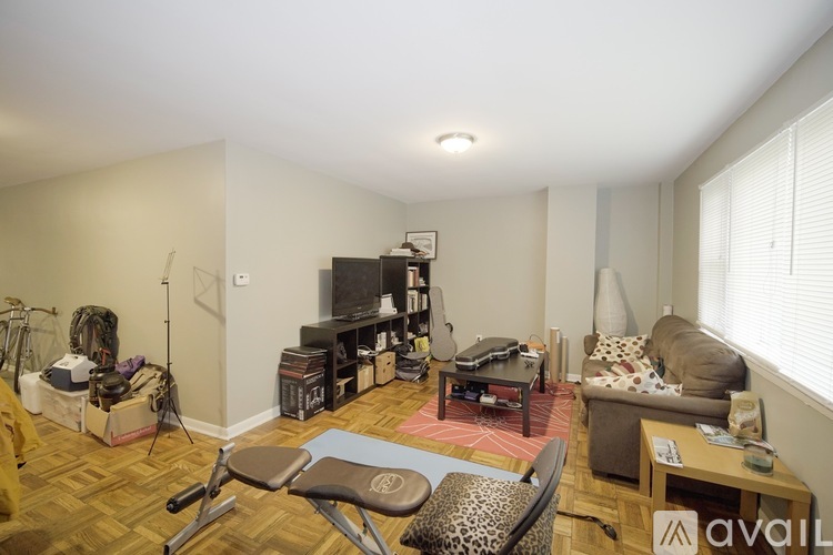 2543-2545 N Springfield Ave 1 Apartment for Rent - Photo gallery 4