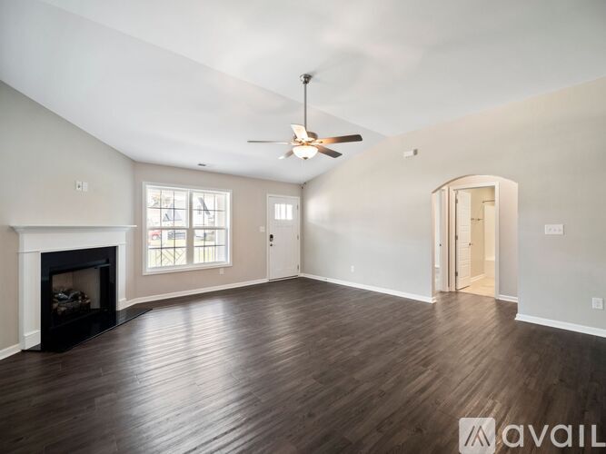 123 Grantham Place 3 Beds Single Family Home for Rent - Photo gallery 4