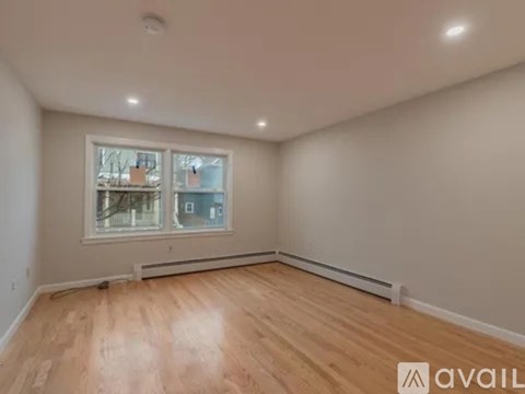 Source URL: https://prod-avail.s3.amazonaws.com/public_images/43131253/listing/015-008-IMG_0705-1500x1000.jpg