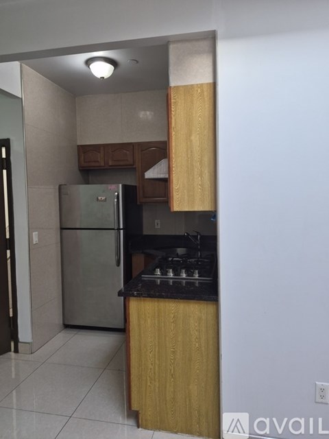 300 68Th Street 4 Beds Apartment for Rent