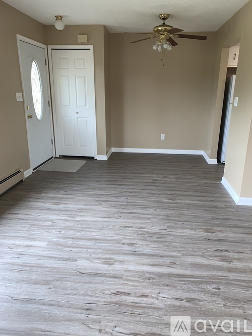 61035 11 Mile Rd 2 Beds Condo for Rent - Photo gallery 3