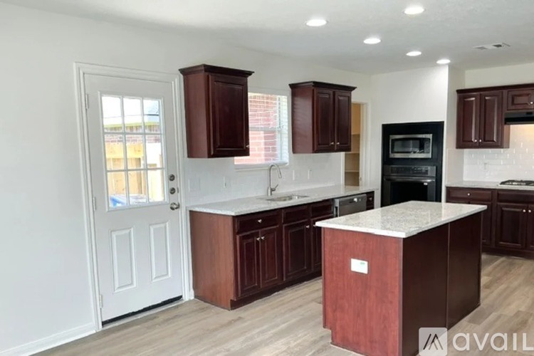 382 Hyland Ln 3 Beds Single Family Home for Rent - Photo gallery 5