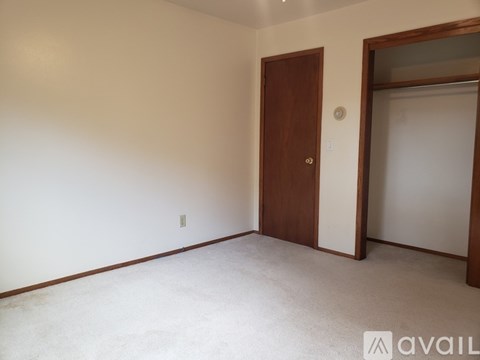 5200 Schofield St 2 Beds Apartment for Rent