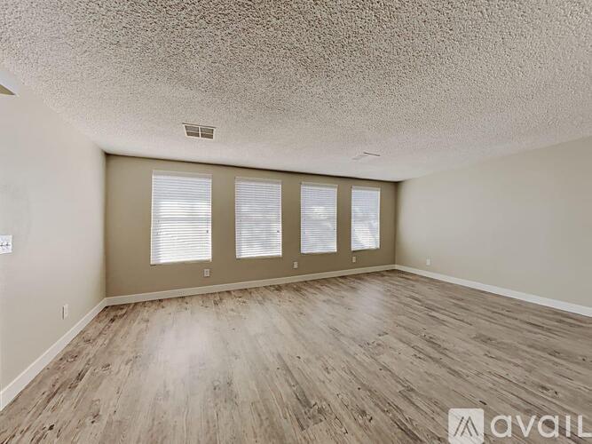 121 Sterling Dr 3 Beds Single Family Home for Rent - Photo gallery 3