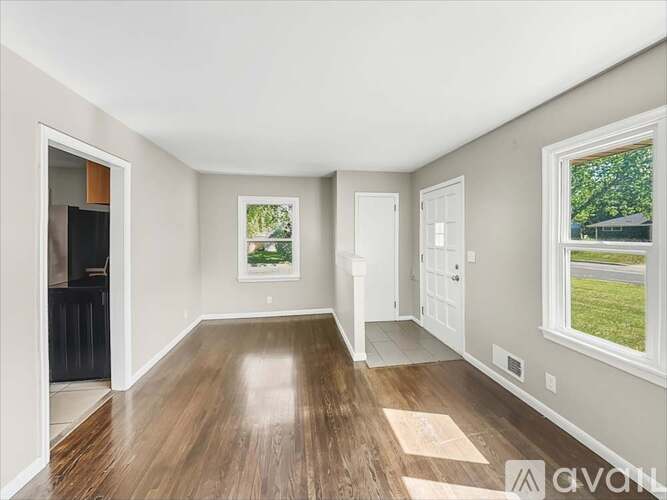 9301 Chicago Ave S 4 Beds Single Family Home for Rent - Photo gallery 5
