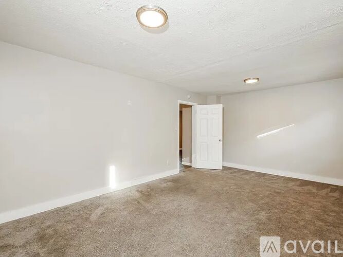 2323 North Arsenal Avenue 4 Beds Single Family Home for Rent - Photo gallery 3