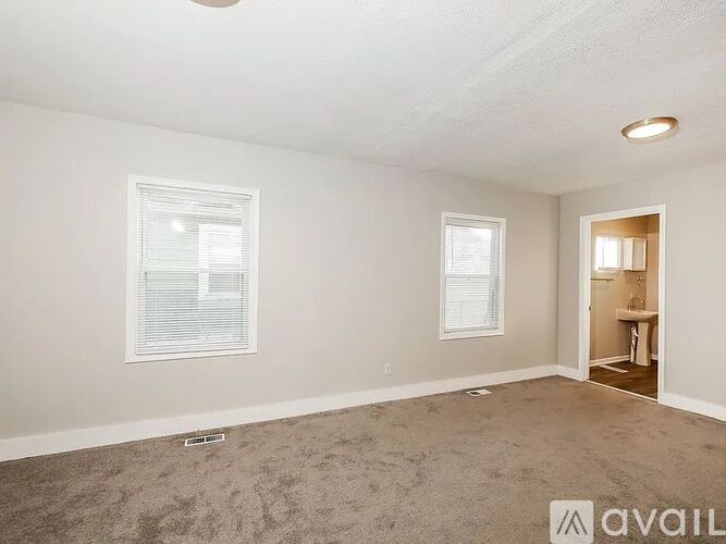 2323 North Arsenal Avenue 4 Beds Single Family Home for Rent - Photo gallery 4