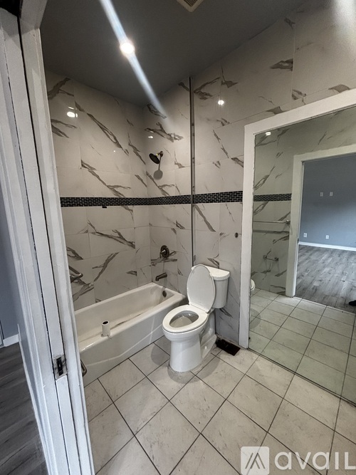1726 W 22nd St 1 Single Family Home for Rent - Photo gallery 3