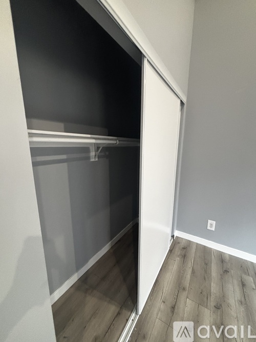1726 W 22nd St 1 Single Family Home for Rent - Photo gallery 4