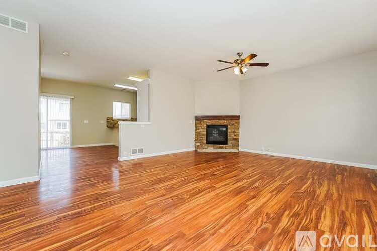 1236 43rd Street 4 Beds Single Family Home for Rent - Photo gallery 3