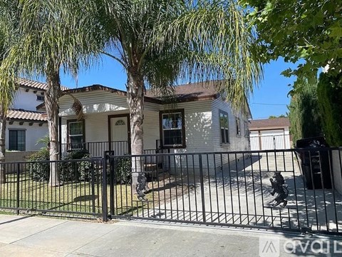 6251 Rosemead Boulevard 2 Beds Apartment for Rent