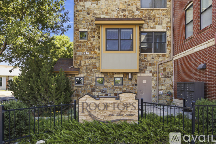 214 Willow Street 2 Beds Townhouse for Rent - Photo gallery 1