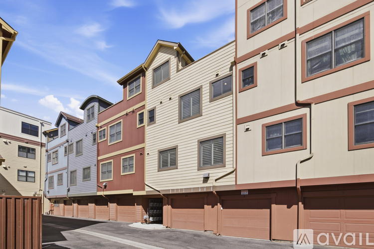 214 Willow Street 2 Beds Townhouse for Rent - Photo gallery 4
