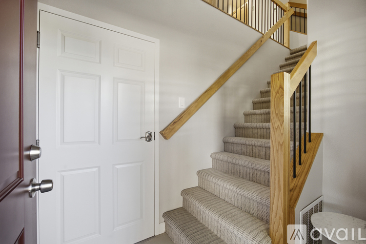 214 Willow Street 2 Beds Townhouse for Rent - Photo gallery 5