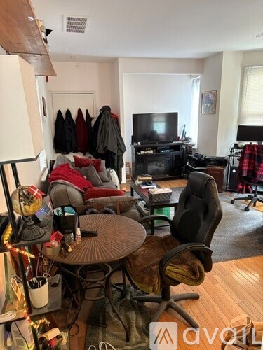 748 South 3rd Street 1 Apartment for Rent - Photo gallery 3