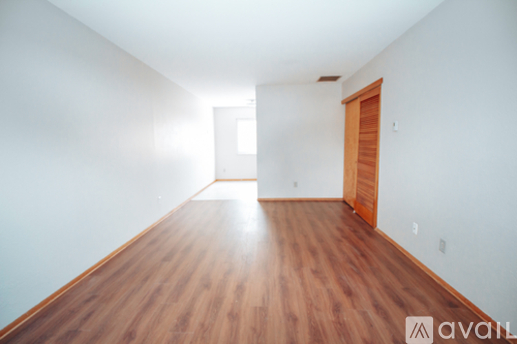 4715 Bennett Rd 1 Apartment for Rent - Photo gallery 3