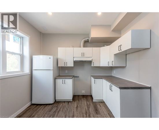 104 BEACH Road Unit# E 1 House for Rent - Photo gallery 1