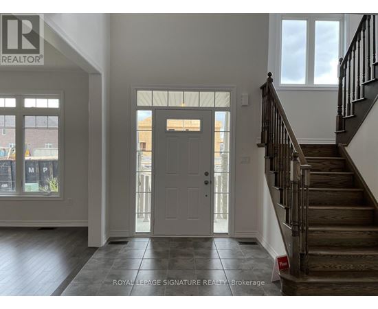 31 ROYAL FERN CRESCENT 4 Beds House for Rent - Photo gallery 1