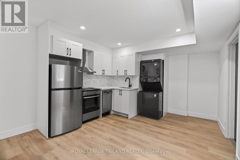 7 - 1015 EAGLE DRIVE 1 Apartment for Rent