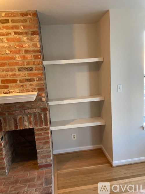 410 11th Street Northeast 2 Beds Condo for Rent - Photo gallery 4