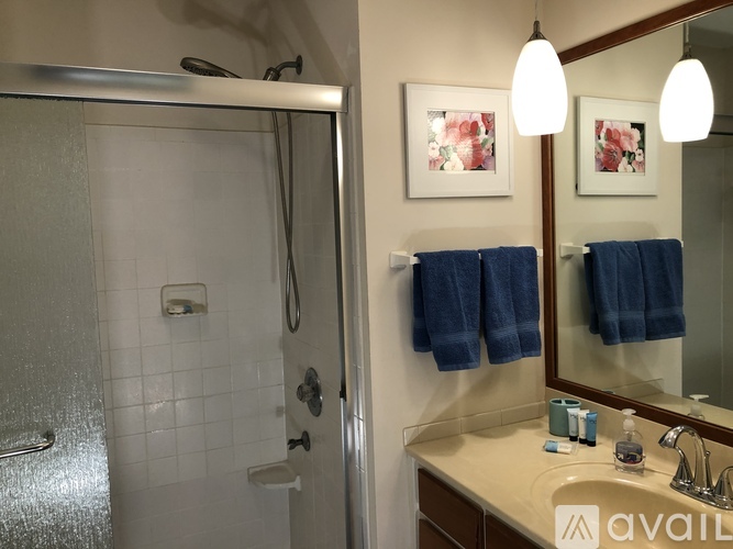36 Deallyon Avenue 2 Beds Condo for Rent - Photo gallery 4