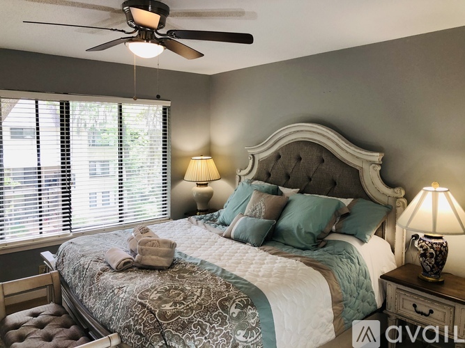 36 Deallyon Avenue 2 Beds Condo for Rent - Photo gallery 5