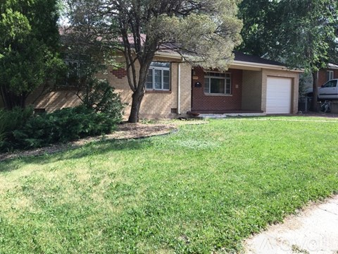 305 Crestone Ave 3 Beds Apartment for Rent
