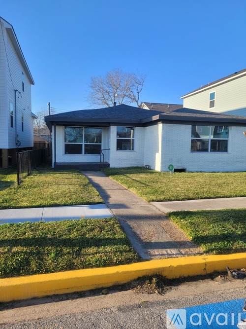 4024 Ave N 1/2 4 Beds Single Family Home for Rent - Photo gallery 1