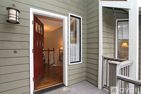 7821 172Nd Pl NE 4 Beds Apartment for Rent