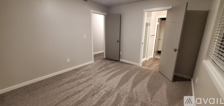 9314 West Cory Lane 3 Beds Single Family Home for Rent - Photo gallery 4