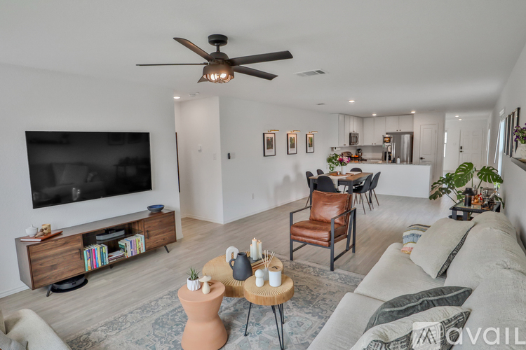 6612 Arid Wy 4 Beds Single Family Home for Rent - Photo gallery 4