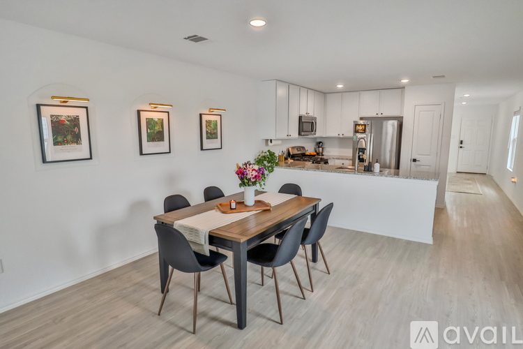 6612 Arid Wy 4 Beds Single Family Home for Rent - Photo gallery 5