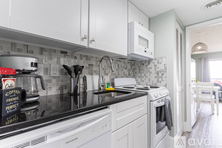 7500 North Ocean Boulevard 1 Condo for Rent - Photo gallery 5