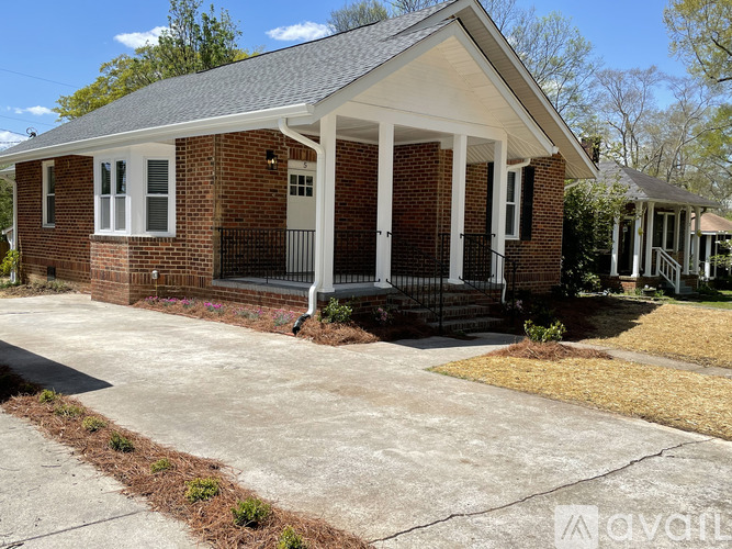 5 Locust St NE 2 Beds Single Family Home for Rent - Photo gallery 1