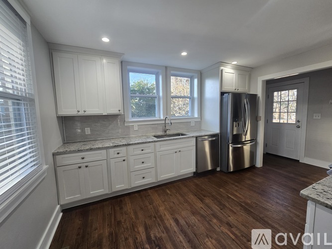 5 Locust St NE 2 Beds Single Family Home for Rent - Photo gallery 4