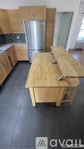16 Gould Ave 5 Beds Apartment for Rent - Photo gallery 5