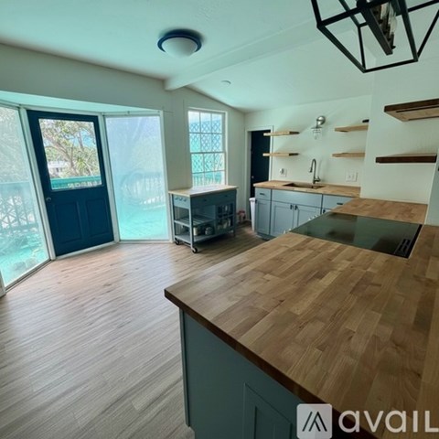 193 North Church Street 3 Beds Apartment for Rent