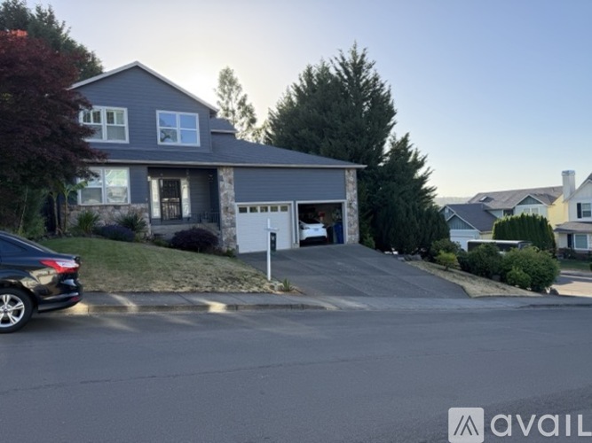 973 Eisenhower Drive Northwest 3 Beds Single Family Home for Rent - Photo gallery 1