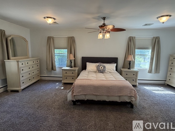 139 South Eastview Avenue 2 Beds Single Family Home for Rent - Photo gallery 5