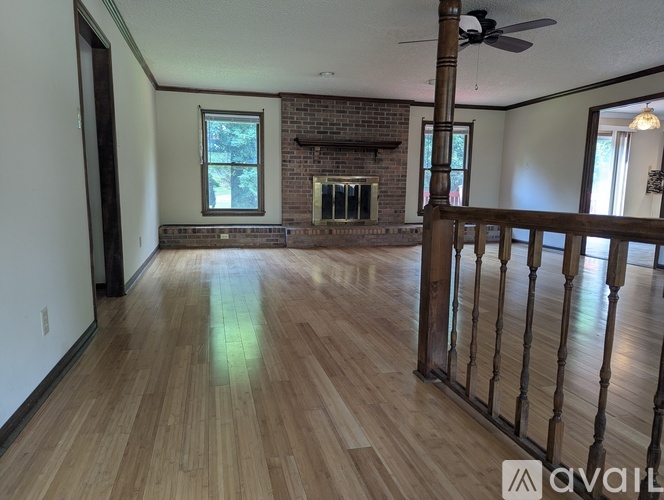 210 Wells Fargo Dr 3 Beds Single Family Home for Rent - Photo gallery 3