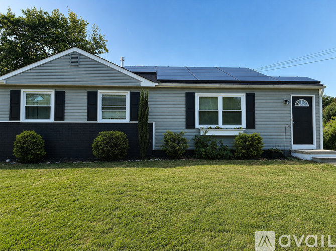 305 Linden Lane 3 Beds Single Family Home for Rent - Photo gallery 1