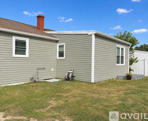 305 Linden Lane 3 Beds Single Family Home for Rent - Photo gallery 4