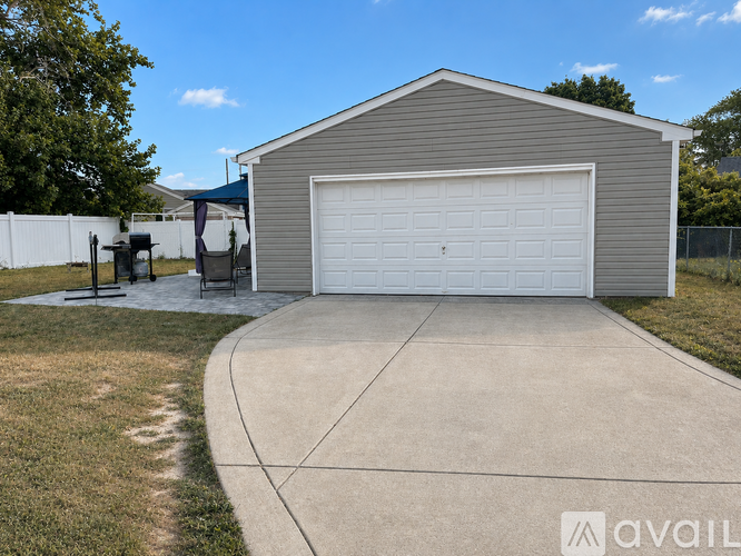 305 Linden Lane 3 Beds Single Family Home for Rent - Photo gallery 5