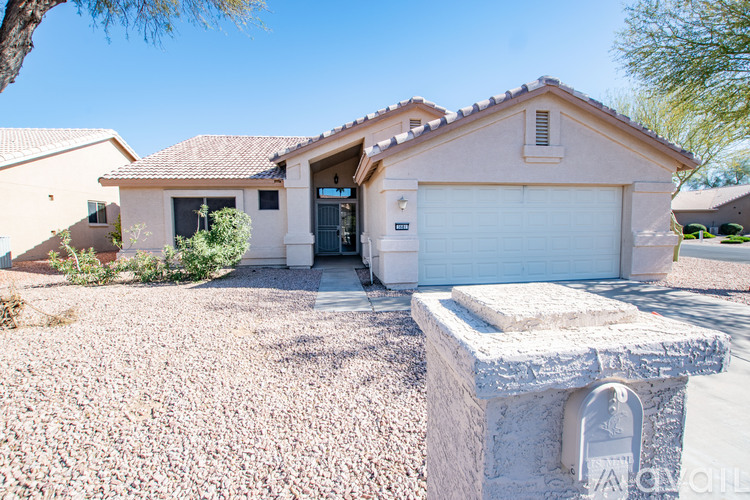 3681 North 153rd Lane 3 Beds Single Family Home for Rent - Photo gallery 1