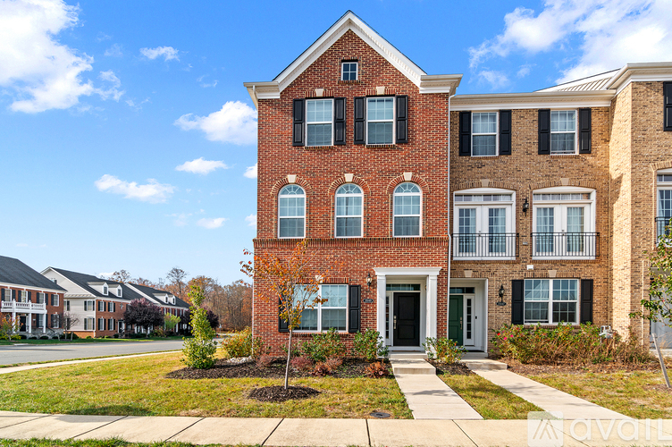 23149 Dunlop Heights Terrace 4 Beds Townhouse for Rent - Photo gallery 1