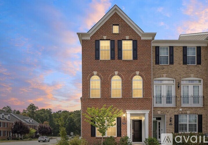23149 Dunlop Heights Terrace 4 Beds Townhouse for Rent - Photo gallery 3