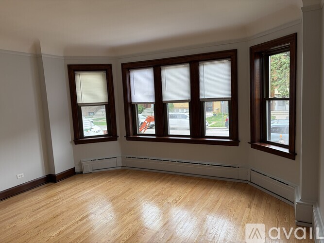 1835 Home Ave 2 Beds Apartment for Rent - Photo gallery 2